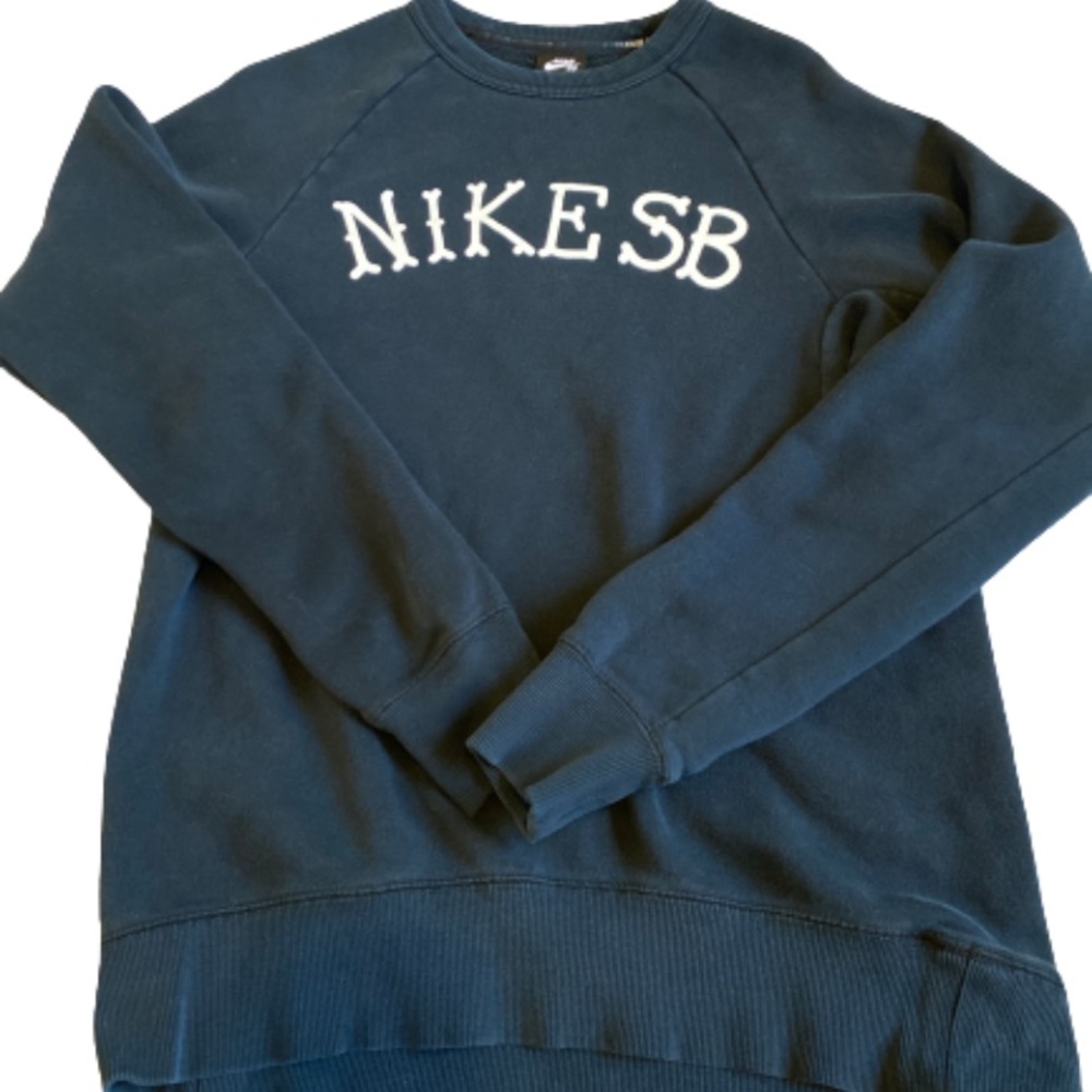 Nike Sweater